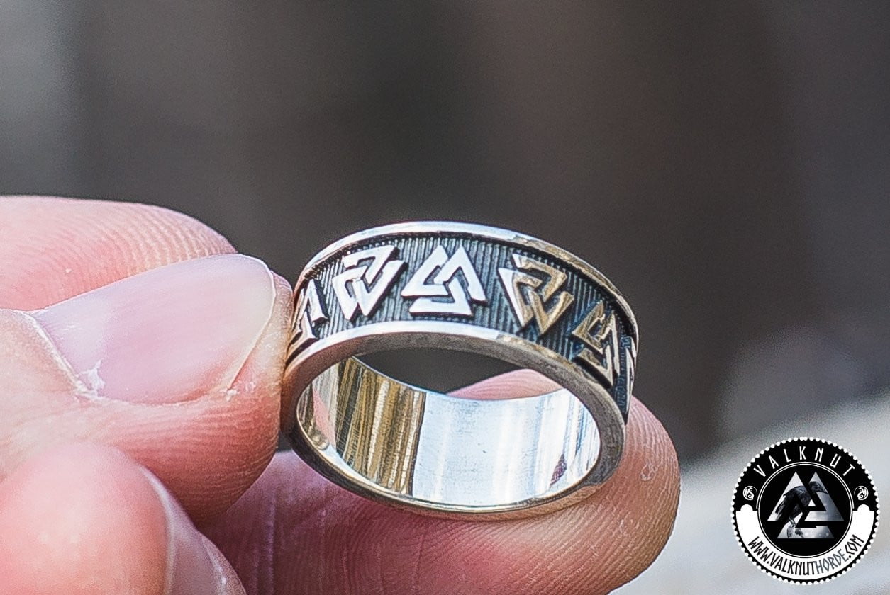 Odin's Knot Valknut Ring, 925 Sterling Silver. Unique Viking Jewelry. VALKNUT viking & Norse Fashion.