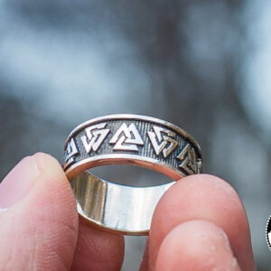Our Valknut Ring for the modern-day viking. Unique Viking Jewelry from VALKNUT viking & Norse Fashion.